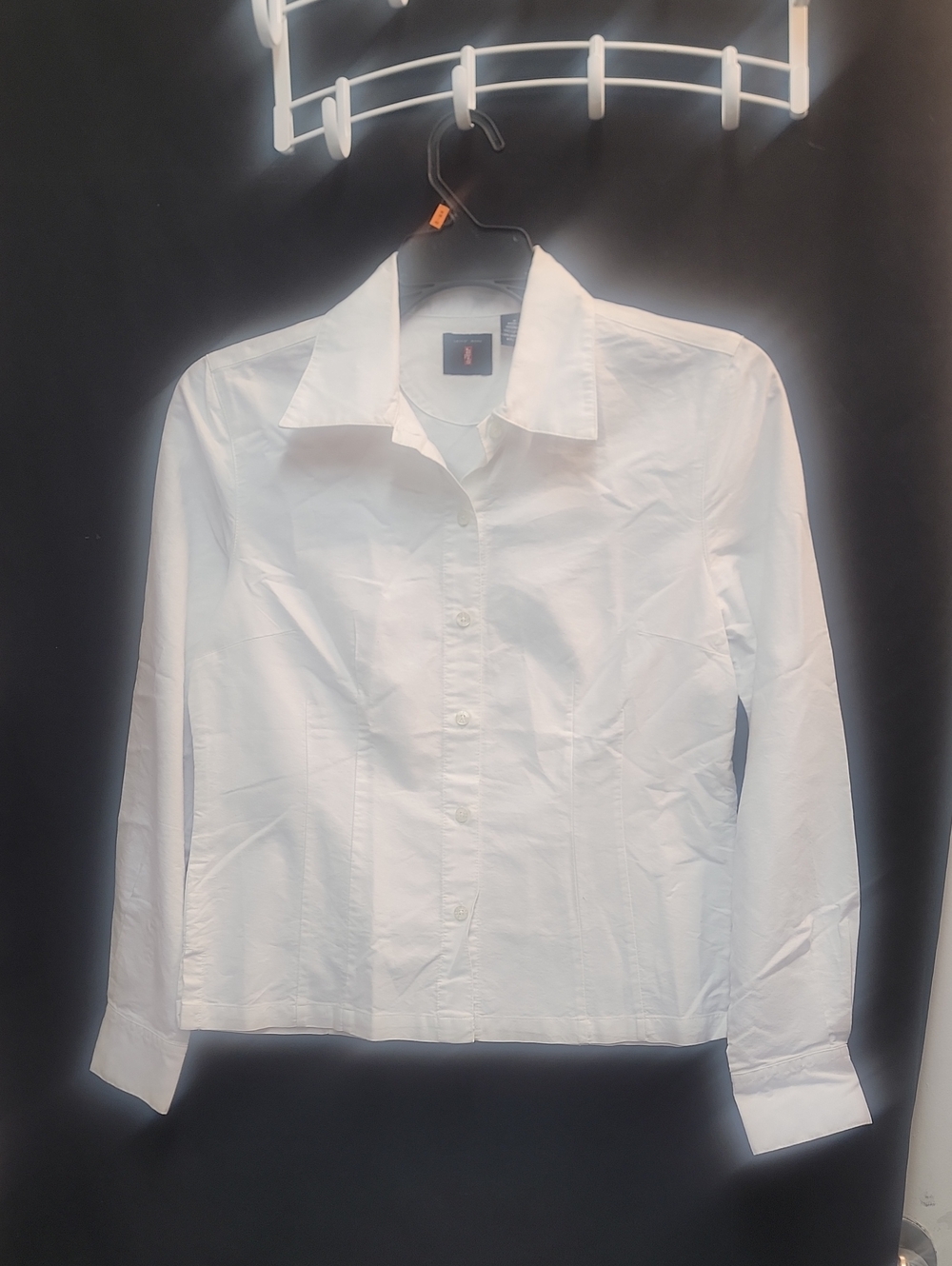 Levi's White Long-Sleeve Button-Down Shirt